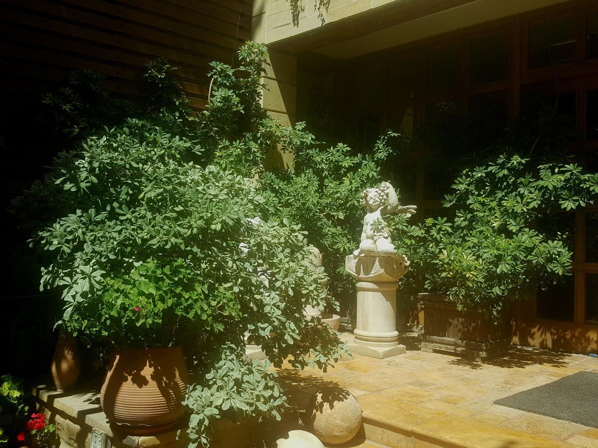 Hisham Hotel Amã Exterior foto